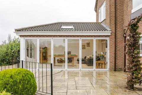 4 bedroom detached house for sale, Melton Road, Wrawby
