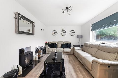 5 bedroom semi-detached house for sale, Ninehams Road, Caterham CR3