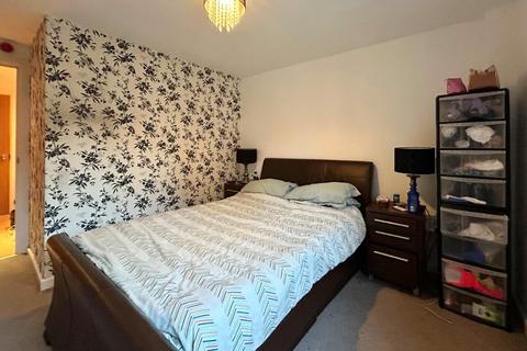 2 bedroom flat to rent, Velocity East, 4 City Walk, Leeds