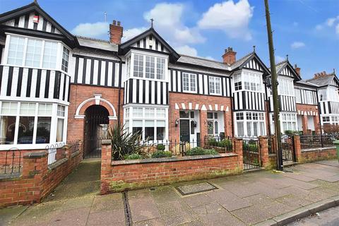 3 bedroom terraced house for sale, Bradford Avenue, Cleethorpes DN35