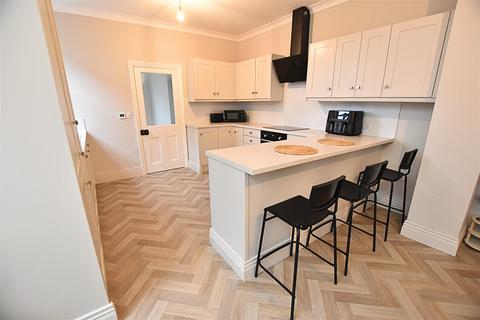 3 bedroom terraced house for sale, Bradford Avenue, Cleethorpes DN35