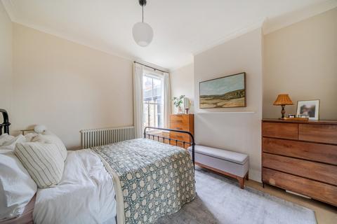 2 bedroom flat for sale, Clive Road, West Dulwich, London, SE21