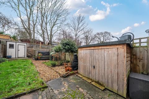 2 bedroom flat for sale, Clive Road, West Dulwich, London, SE21