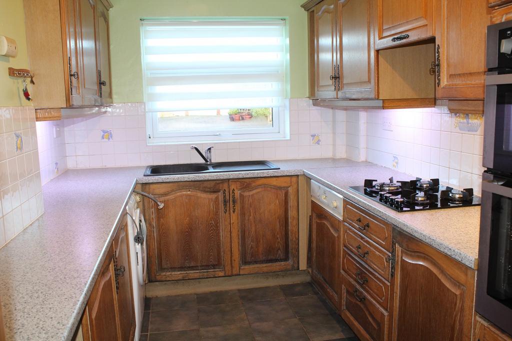 Fitted Kitchen
