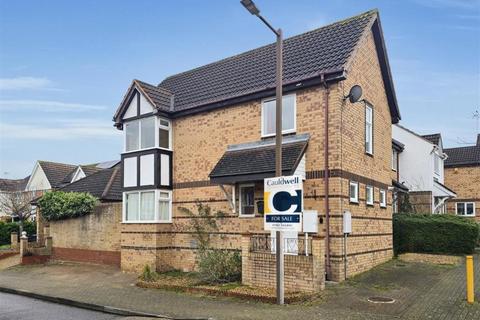 3 bedroom end of terrace house for sale, Rosemullion Avenue, Milton Keynes MK4