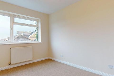 3 bedroom end of terrace house for sale, Rosemullion Avenue, Milton Keynes MK4