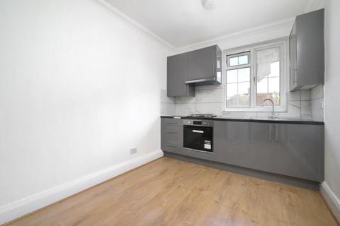 2 bedroom apartment to rent, Ballards Lane,  Finchley,  N3