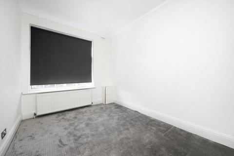 2 bedroom apartment to rent, Ballards Lane,  Finchley,  N3