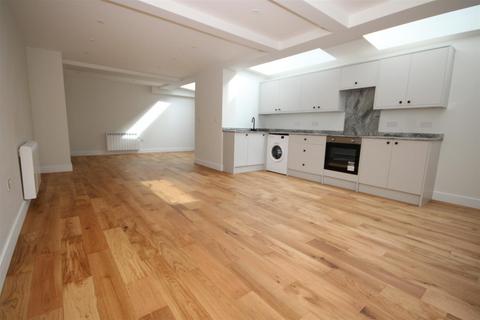 undefined, Worplesdon Road, Guildford