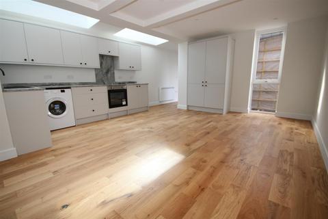 undefined, Worplesdon Road, Guildford