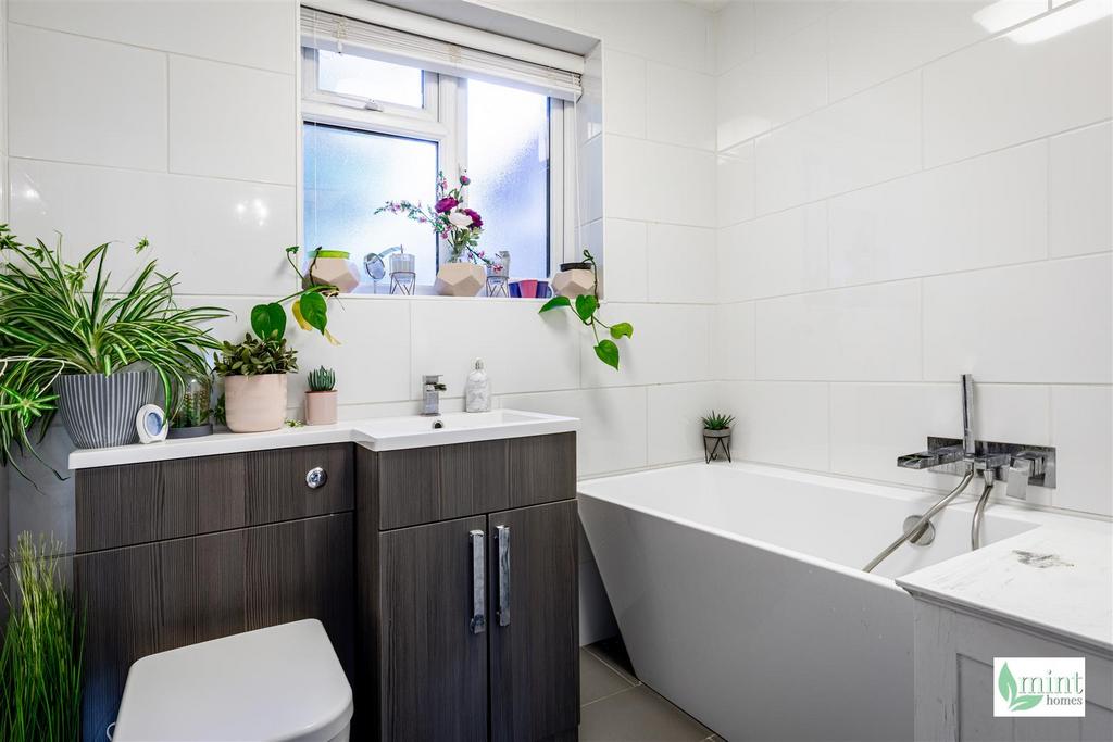 Bagshot Road - Watermark-11.jpg