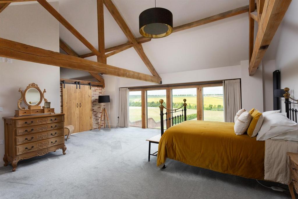 Principal Bedroom Suite