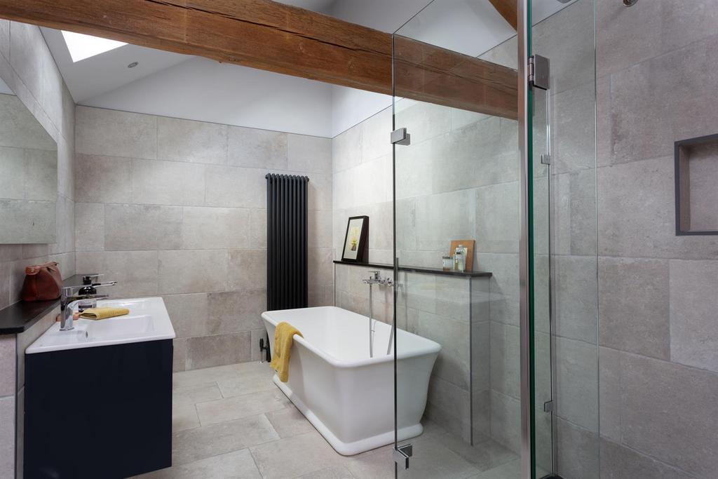 Principal Bedroom Suite
