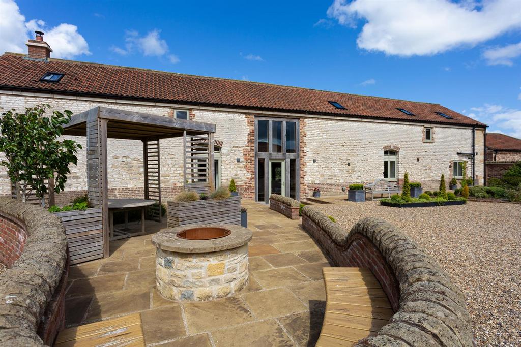 Front Courtyard Garden