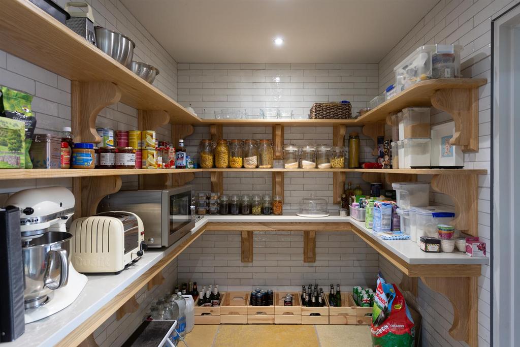 Kitchen Pantry