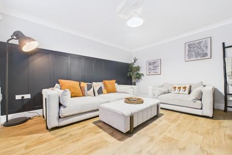 3 bedroom terraced house for sale, Minerva Walk, North Lincolnshire DN18