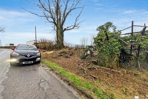 undefined, Llanboidy Road