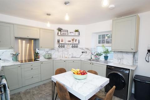 undefined, West End Terrace, Eccleshill, Bradford