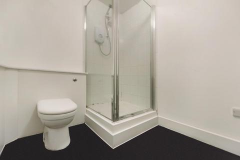 Studio to rent, Stewarts Place, SW2