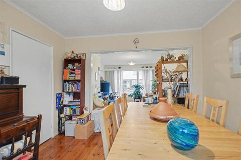 undefined, Longleat Crescent, Chilwell, Nottingham