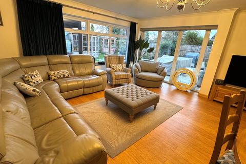undefined, Grosvenor Road, Staines-upon-Thames, Surrey, TW18