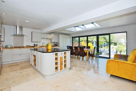 4 bedroom detached house for sale, West Park, Glastonbury, BA6