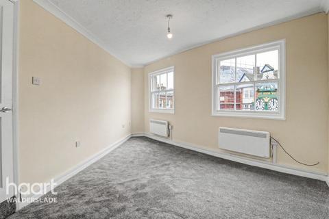 1 bedroom flat to rent, Clock Tower Crescent, SHEERNESS