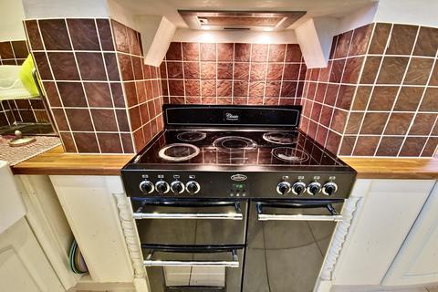 6 bedroom detached house for sale, Heyworth Street, Derby,, DE22