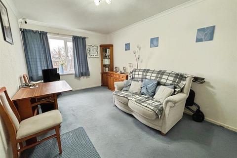 undefined, Hatton Close, Bradford BD6
