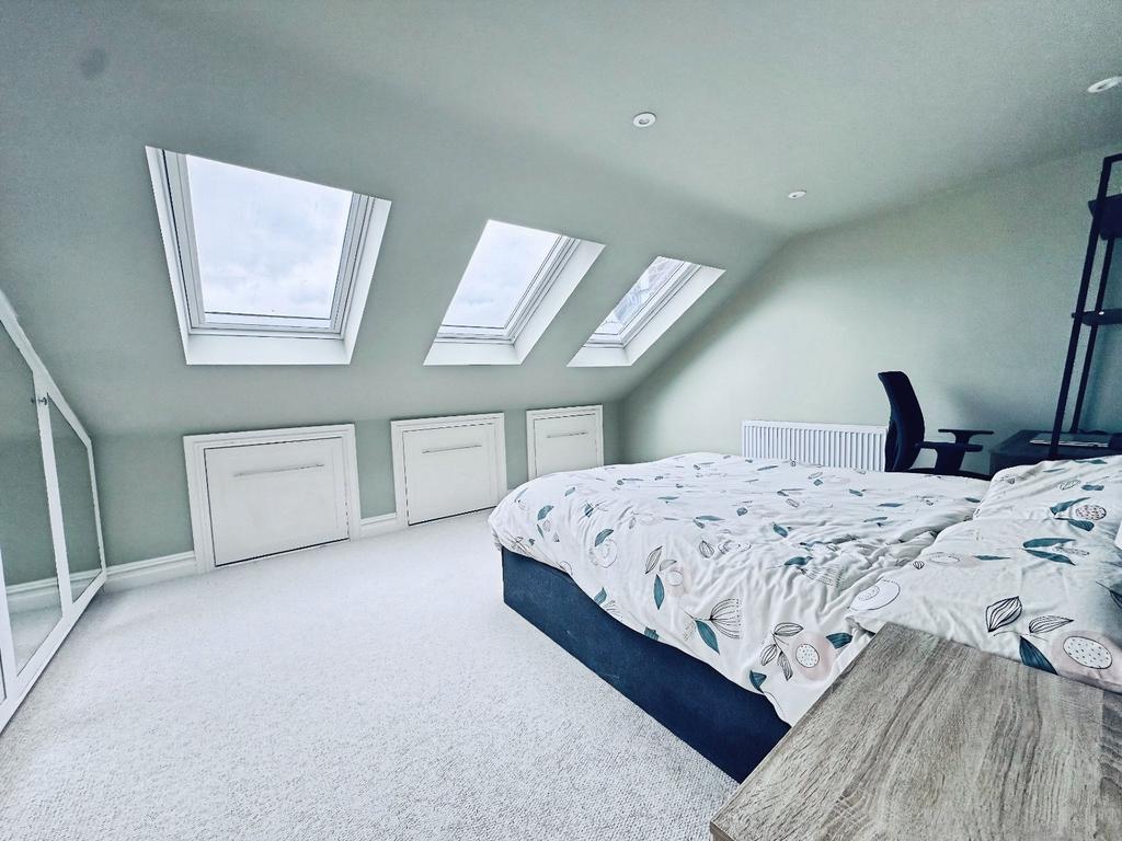Loft Room/Bedroom