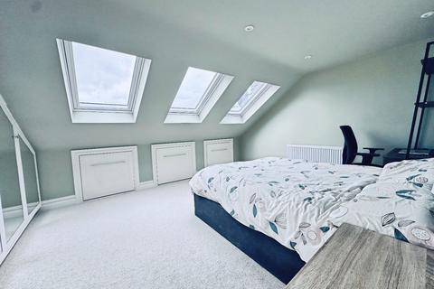 3 bedroom apartment for sale, Medusa Road, London SE6