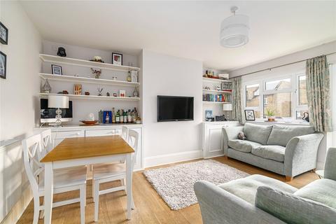 3 bedroom apartment to rent, Westbridge Road, London, SW11