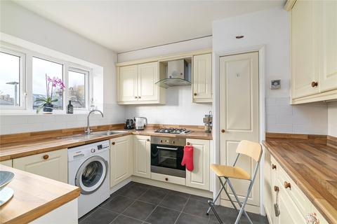 3 bedroom apartment to rent, Westbridge Road, London, SW11