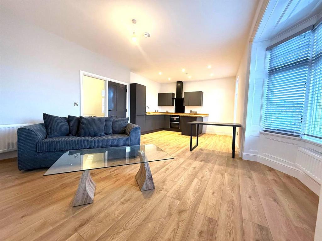 Lounge.jpg