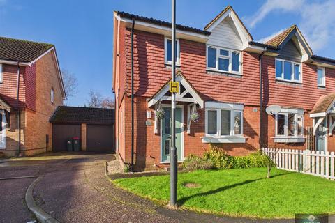 undefined, Chetwood Road, Bewbush Manor RH11