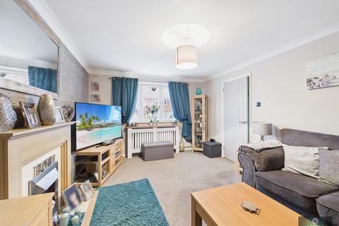 undefined, Chetwood Road, Bewbush Manor RH11