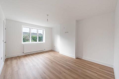 undefined, Clamp Hill, Stanmore, HA7