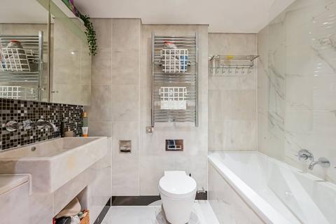 2 bedroom flat for sale, Ability Place, Canary Wharf, London, E14