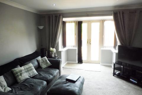 3 bedroom townhouse for sale, Mayflower Way, Wombwell S73
