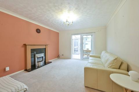 undefined, Burns Close, South Wimbledon, London, SW19