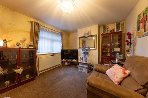 3 bedroom semi-detached house for sale, Grugos Avenue, Llanelli SA15