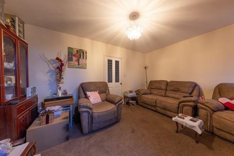 3 bedroom semi-detached house for sale, Grugos Avenue, Llanelli SA15