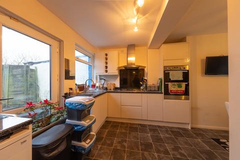 3 bedroom semi-detached house for sale, Grugos Avenue, Llanelli SA15