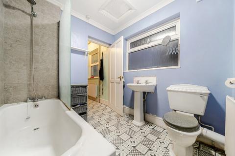 1 bedroom flat for sale, Brougham Road, Hampshire PO5