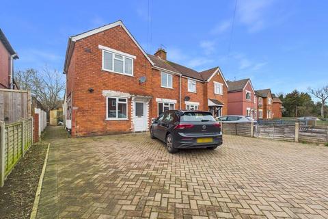 undefined, Henley Place, Gloucester, Gloucestershire, GL1