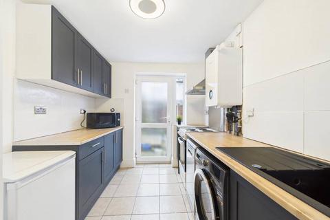 undefined, Henley Place, Gloucester, Gloucestershire, GL1