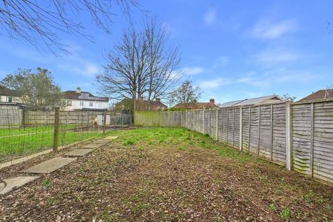 undefined, Henley Place, Gloucester, Gloucestershire, GL1