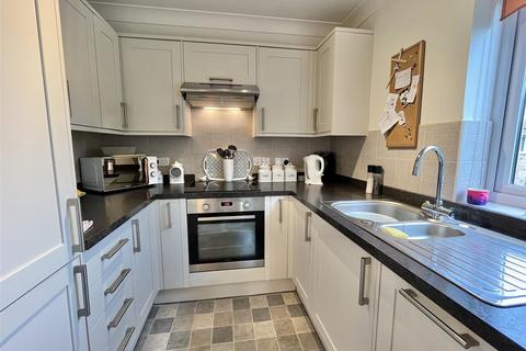 undefined, North Road, Glossop