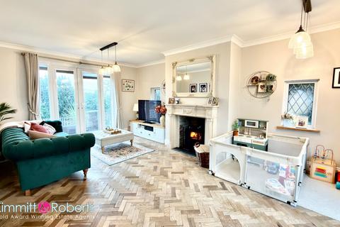 4 bedroom detached house for sale, Sunderland Road, Newbottle, Houghton le Spring, Tyne and Wear, DH4 4HH