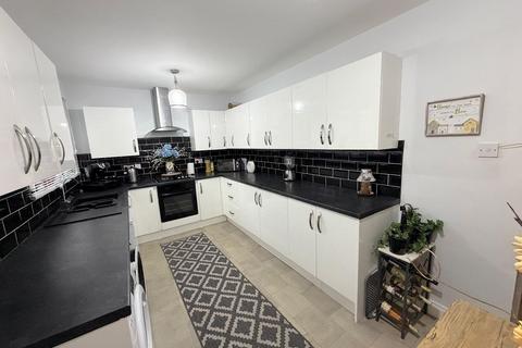 3 bedroom terraced house for sale, Carlisle Street, Seaton Carew, Hartlepool